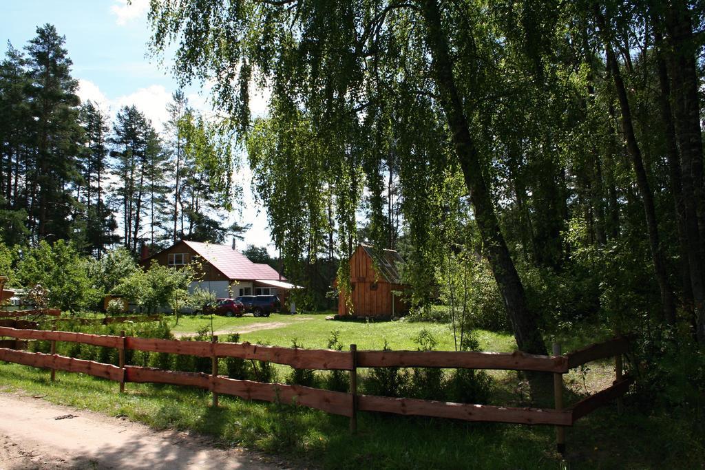 Nature Retreat "Upes Dizvietas" Краслава Экстерьер фото