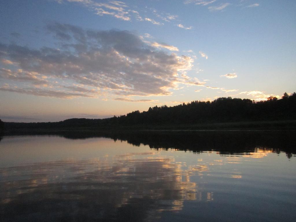 Nature Retreat "Upes Dizvietas" Краслава Экстерьер фото